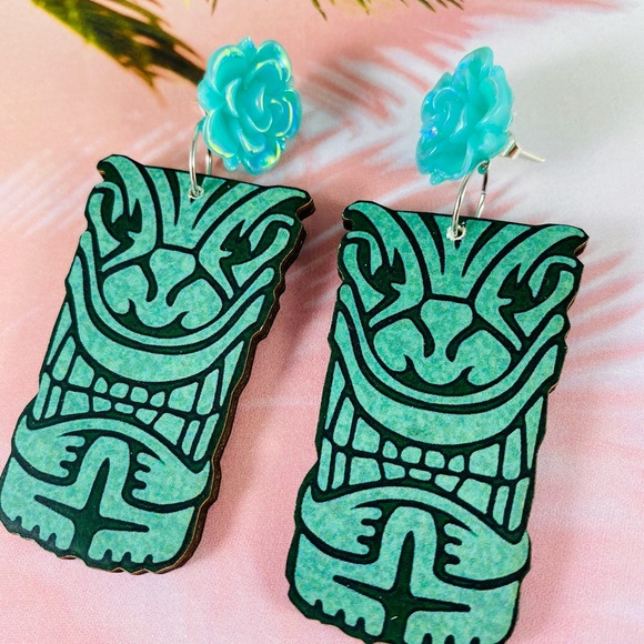 Aqua Retro Tiki Image Earrings Pinup Luau OOAK - Picture 2 of 3